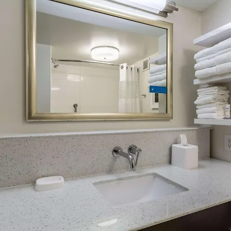 Hampton Inn Jackson Pearl Intrntl Airport Exterior photo